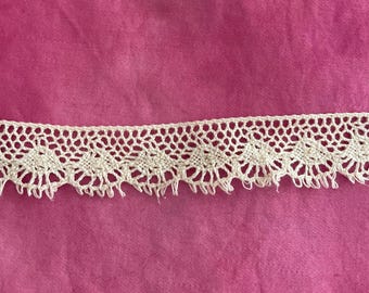 Ivory 1" Cotton Scalloped Cluny Edging Lace