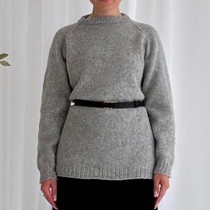 Wool Knit Sweater Women – Grey Hand-Knitted Pullover, Minimalist Crew Neck Jumper