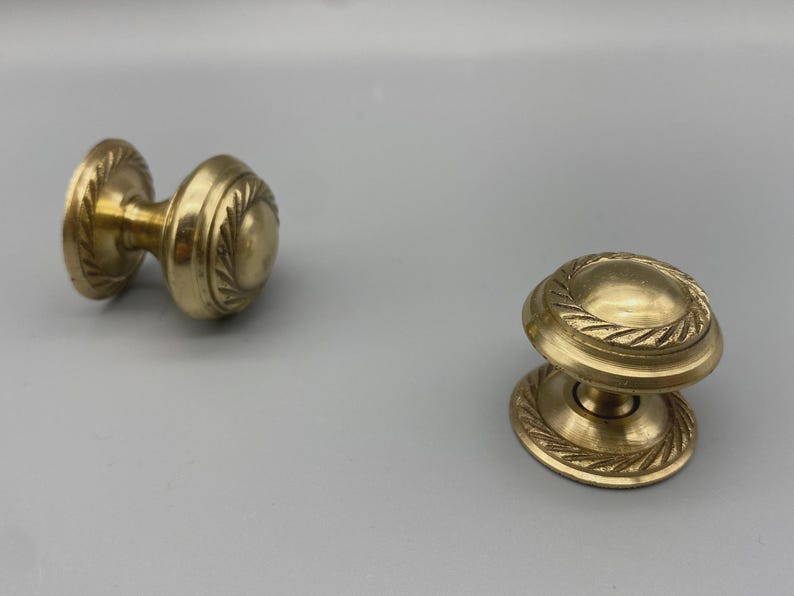 Georgian Brass Style Knobs – Solid Brass – 20mm / 25mm / 35mm / 50mm image 3