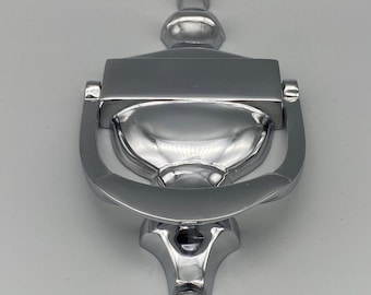 Aldaba de puerta cromada maciza - Sólida con fijación trasera - 170 mm (6,7") - Paquete de 1