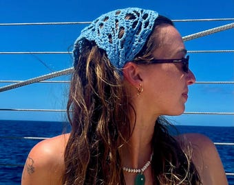 Handgemaakte gehaakte bloemenbandana – lichtgewicht katoenen hoofddoek, cottagecore-haaraccessoire, festival- en strandstijl