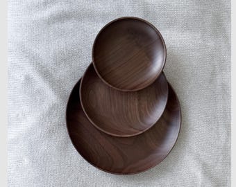 Solid Walnut Round Tray – Serving Plate, Valet Catchall (12/15/20cm)