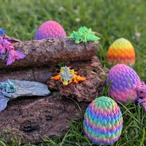 Tiny Crystal Dragon and Egg - Articulated - Fidget - 3D Printed