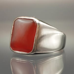 Red Agate Signet Ring: 925 Sterling Silver Band for Men