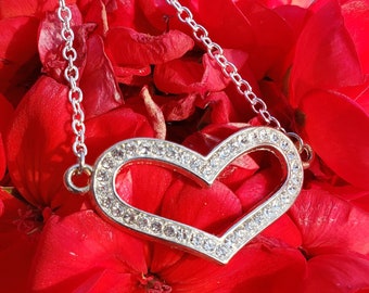 Bracelet coeur en strass : Bracelet creux en forme de coeur plaqué argent avec strass transparents scintillants petite chaîne 16,3 cm de long