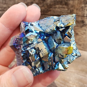 Blue Aura Quartz Crystal Cluster: Large 113 Gram Ocean Blue Chrome Rainbow Titanium Coated Quartz Crystal Points Druzy Healing Crystals 3