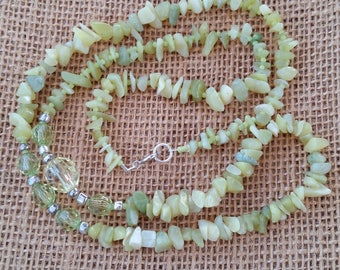Lucky Green Peridot New Jade Serpentine Vintage 70s Beads Asymmetrical Silver Tone Beaded Natural Gemstone Necklace 27 Inches Length