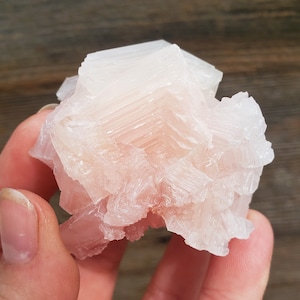 Pink Halite: RARE 70 Grams Light Pink Pastel Pale Pink Cubic Salt Exquisite Medium Fine Mineral Display Specimen Searles Lake California 3