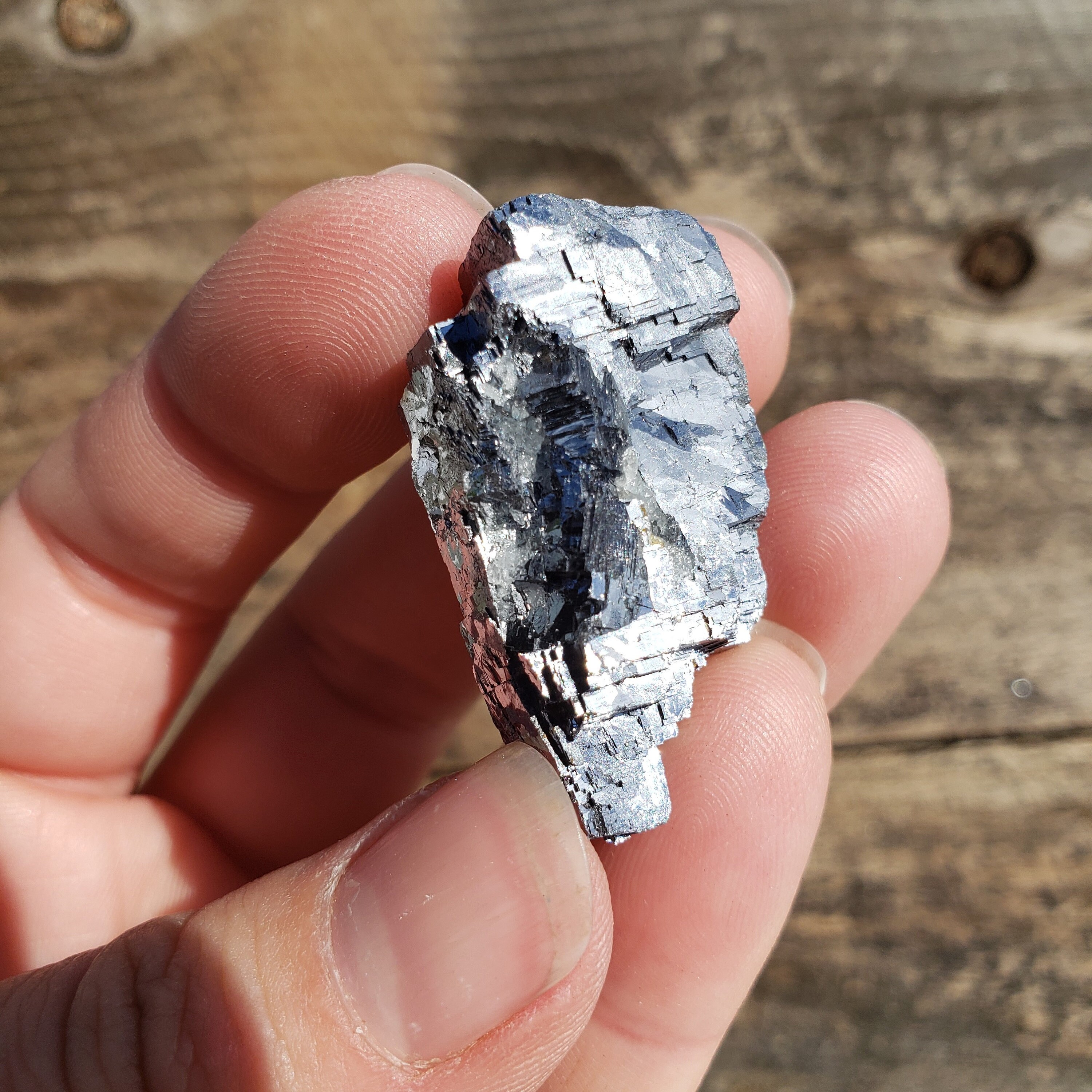 Metallic Crystal】Wild Rock Crystal SV
