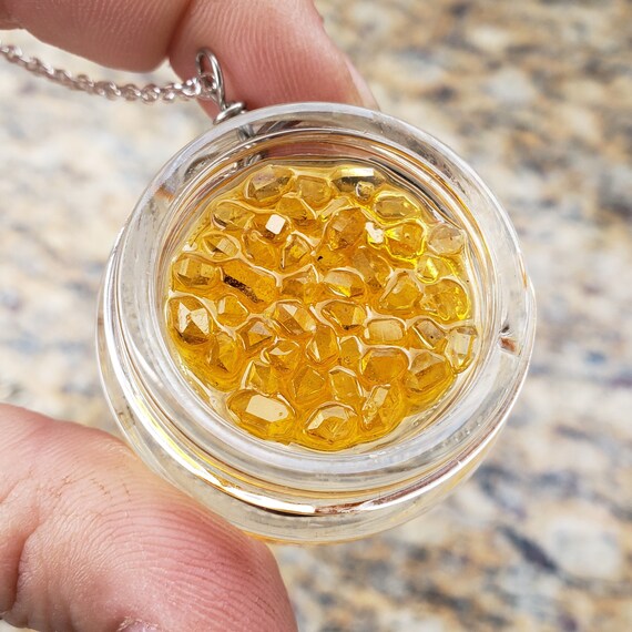 Real Diamonds Dab Necklace Chain Jar Of Faux Caviar Wax - What Is A Dab Pendant Necklace