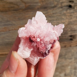 Pink Halite: RARE 30 Grams Light Pink Pastel Pale Pink Cubic Salt Exquisite Small Fine Mineral Display Specimen Searles Lake California 8