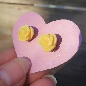 Yellow Rose Stud Earrings: Opaque Pastel Yellow Colored Resin Flowers on Silver Plated Lightweight Handmade Earrings Yellow Rose of Texas