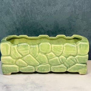 McCoy Stone Wall Planter - Light Green