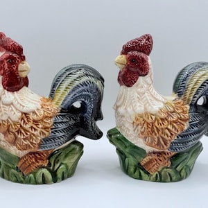 Colorful Rooster Salt & Pepper Shakers