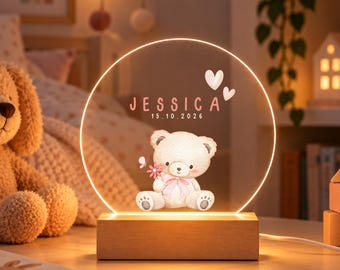 personalisiertes Nachtlicht mit Name und Datum – Acrylglas mit Tiermotiv Teddybär, Acryl und LED-Holzsockel optional
