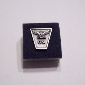 Vintage GM Eagle Pewter Lapel Pin - Hat Pin, General Motors Tack Pin, Auto / Car Advertising, Old