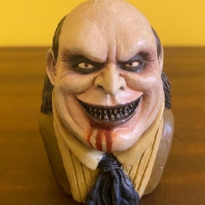 Estatua de mini busto de pingüino de Mayoral hecha a mano, figura escultural, película de Danny Devito