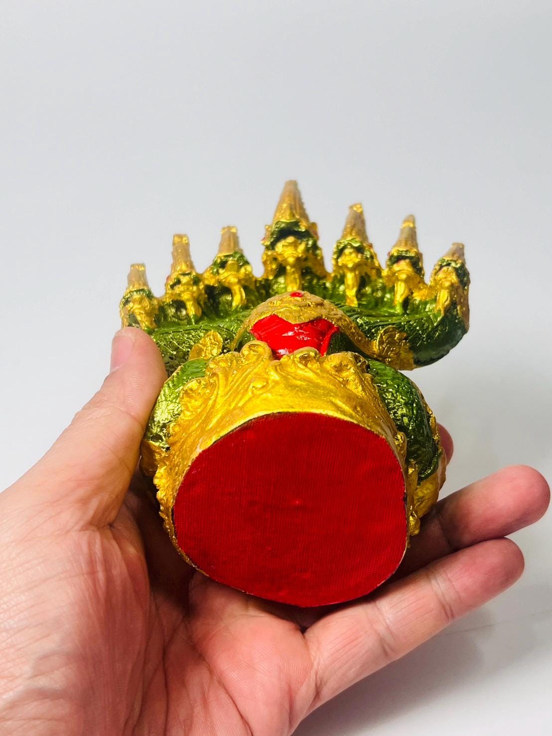 7頭のナーガ像：手描きのタイの蛇のお守り - Etsy 日本