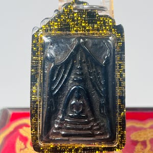 Rare Leklai Phra Somdej Wat Rakang – Chedi-Form Buddha Amulet with Inner Image, Sacred Thai Relic from Wat Phra Kaew
