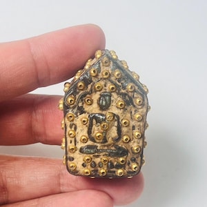 Zeldzame Big Khun Paen-lp Tim 2518 Thais amulet met gouden takruts en handgeschreven Yantra-spreukblad