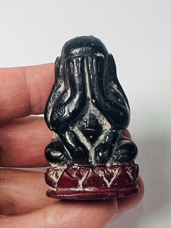 Antique LP Kaew Phra Pidta Statue – 4-hands Yantra Amulet - Etsy