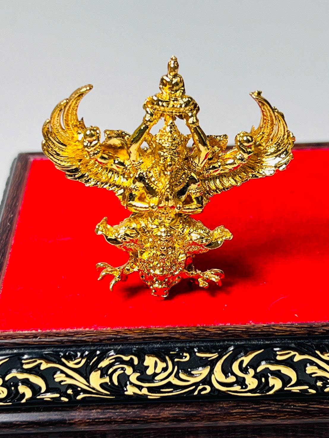 Garuda Amulet: Thai Bronze Phaya Krut With Buddha - Wat Kruttaram