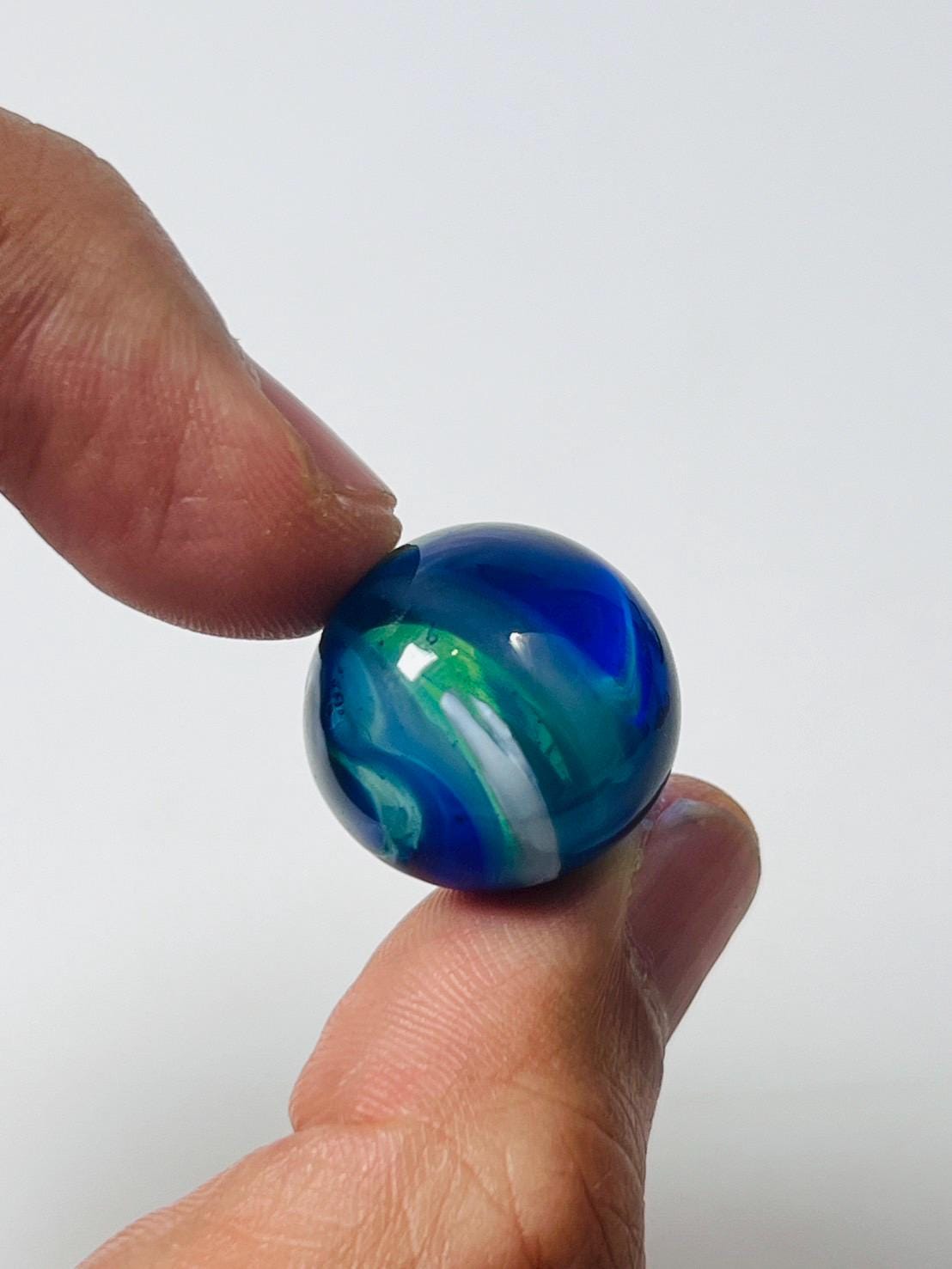 ブルー・レクライ・ケオ・アミュレット：守護と幸運をもたらすタイの