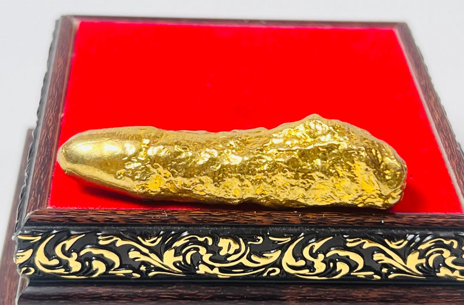 金のレクライのお守り：ラオスの神聖な洞窟石、富と守護 - Etsy 日本