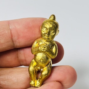 Kuman Thong - Etsy