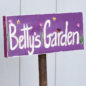 Hand-Painted Garden Sign | Personalized Wood Sign | Customized Garden Sign | Customizable Gift for Mom | Gift for Child
