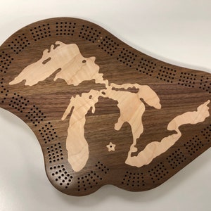 Great Lakes Cribbage Board Walnut