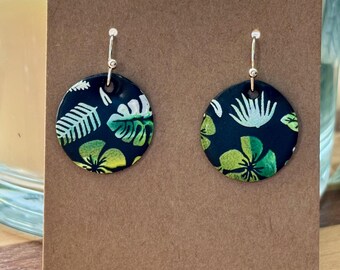 Garden Stencil Handmade Polymer Clay Earrings Black, Green and White (Triangle and Round)