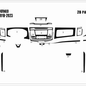 Peut inclure: Un diagramme noir et blanc d'un tableau de bord de voiture, numéroté. Le texte "FORD TOURNEO CUSTOM 2018-2023" est en haut à gauche, et "28 PARÇA" en haut à droite. Le diagramme montre 28 pièces individuelles.