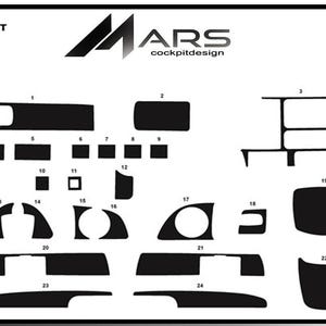 Op de afbeelding: Een zwart-wit diagram van interieurbekleding voor een Chevrolet Tahoe. Het diagram bevat verschillende vormen en maten, genummerd. Het Mars cockpitdesign logo is zichtbaar, samen met de tekst "24 Decor".