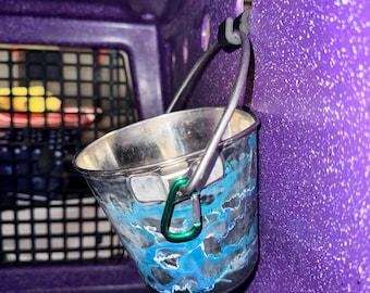 Ruffland Kennel Bucket Holder