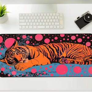 Cute Tiger Desk Mat, 90s Retro Desk Mat, Colorful Tiger Desk Mat, Retro Tiger Desk Mat, Kawaii Tiger Deskmat, Large XXL Mousepad, Tiger Gift
