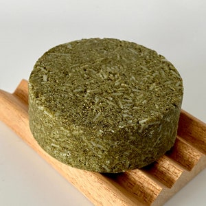 Shampoo solido alle foglie di Moringa profumato al rosmarino - Cura antinfiammatoria dei capelli