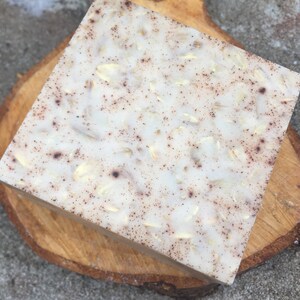 Oatmeal Milk and Honey Exfoliating Shea Butter Soap Bar image 4