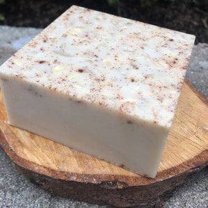 Oatmeal Milk and Honey Exfoliating Shea Butter Soap Bar image 3