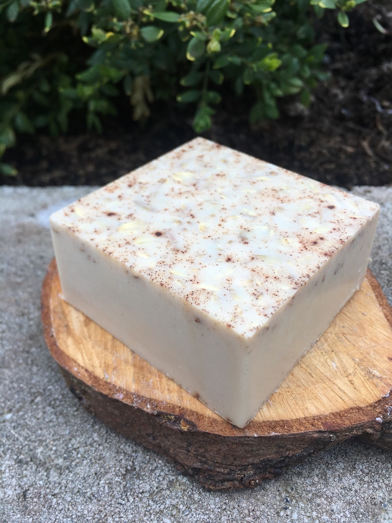 Oatmeal Milk and Honey Exfoliating Shea Butter Soap Bar image 2