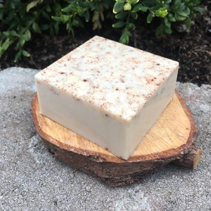 Oatmeal Milk and Honey Exfoliating Shea Butter Soap Bar image 1