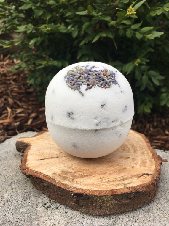 Lavender Bath Bomb Fizzy