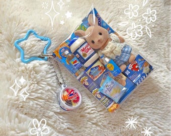 Sylvanian Calico Critters | Miniature Japanese Snack Charm Keychain Keyring | Kawaii Animal Toy Gacha Gashapon Bag Charm | Heisei Retro