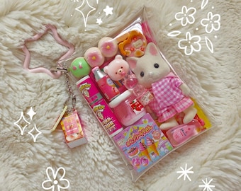 DEFECTUOSO / Sylvanian Calico Critters / Llavero con dije de snack japonés en miniatura / Llavero con dije de bolsa de juguete de animales Kawaii Gacha Gashapon / Reciclado