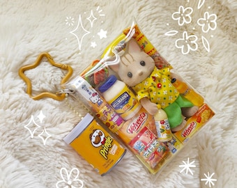 Sylvanian Calico Critters | Miniature Japanese Snack Charm Keychain Keyring | Kawaii Animal Toy Gacha Gashapon Bag Charm | Heisei Retro