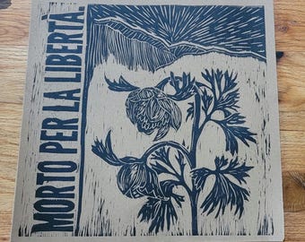 Grabado en madera impreso a mano titulado "Bella Ciao California Peony".