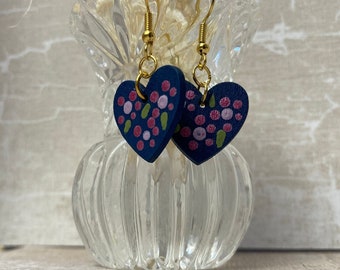 Blue and Pink Daisy Dot earrings / Hand Painted Earrings - Mandala flower Earrings - Heart Earrings