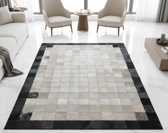 Beige Schwarzer Rindsleder Teppich, Quadratischer Patchwork Teppich, Moderner Teppich, Hellcremefarbener Wohnzimmerteppich