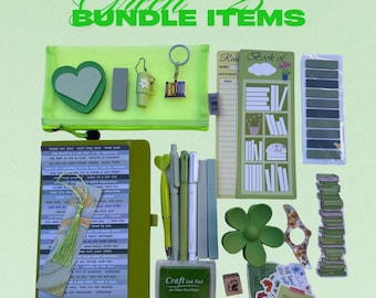 Coffret cadeau pour amoureux des livres : lot d'accessoires livresques avec journal |  25 articles