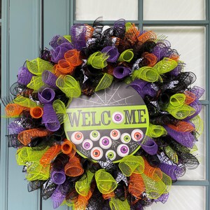 Eyeball Watcher Halloween Wreath
